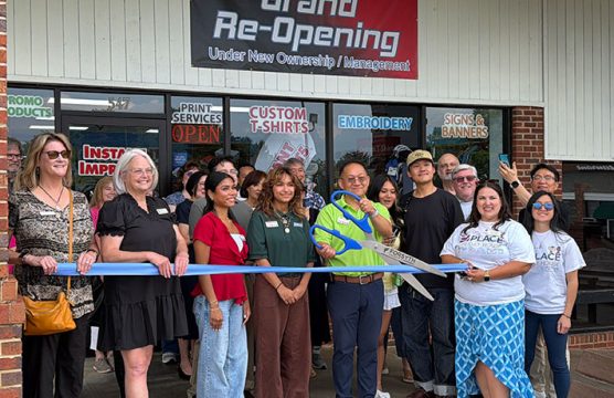 Instant Imprints Cumming, GA Celebrates Grand Re-Opening